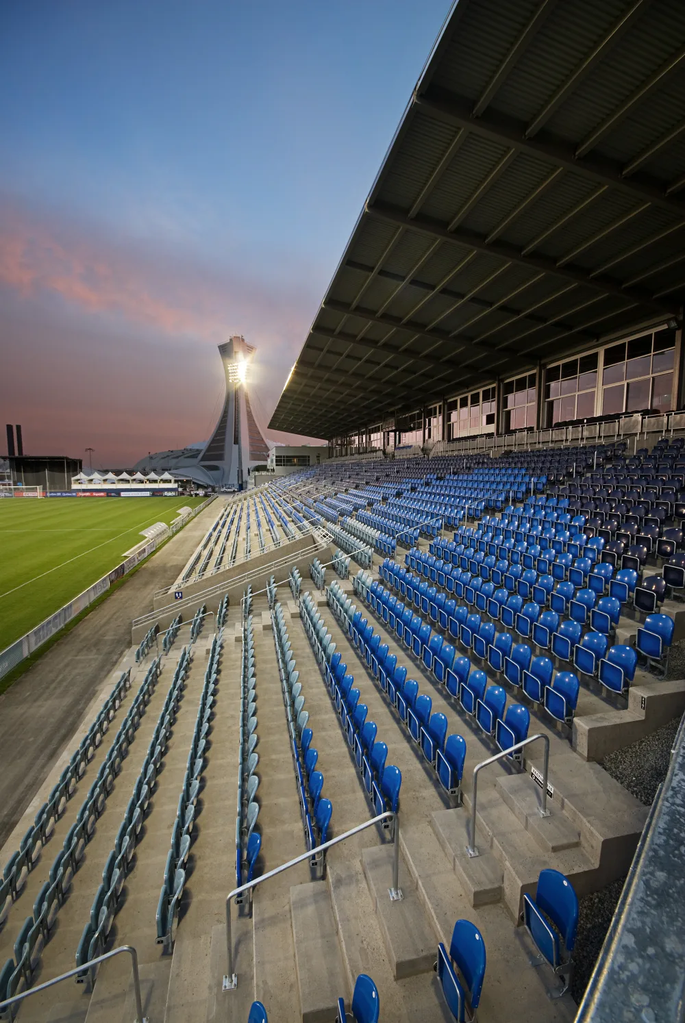Stade saputo 04