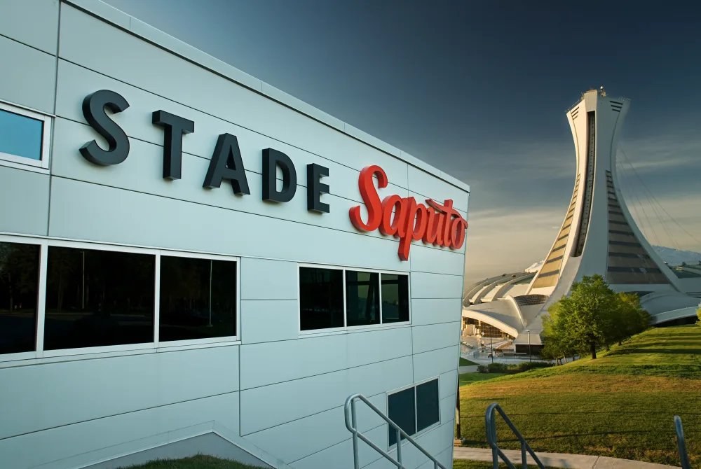 Stade saputo 02