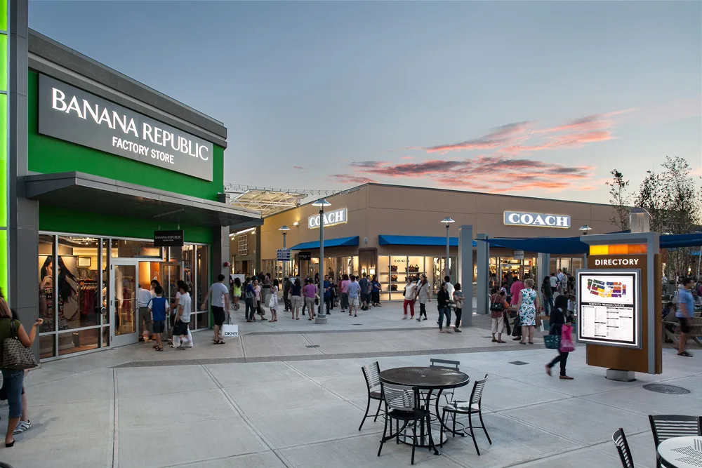 Toronto premium outlets 06